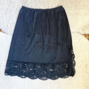 Vintage 1950s Vanity Fair Black Half Slip with Lace Trim